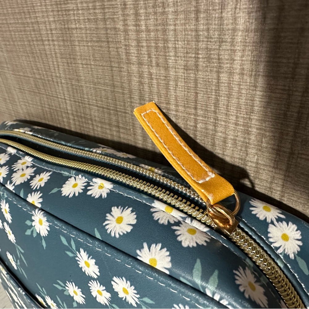Happy Planner daisy cover case - Picture 4 of 6
